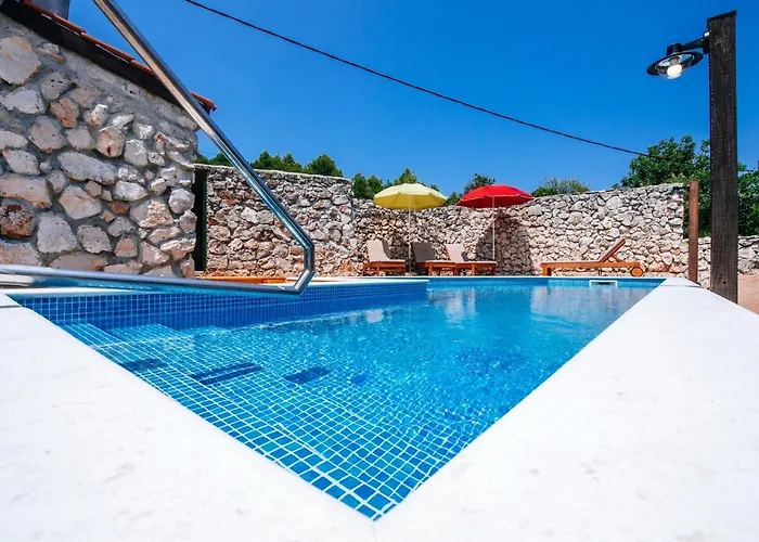 Вилла Lily Comfortable Вели-Иж